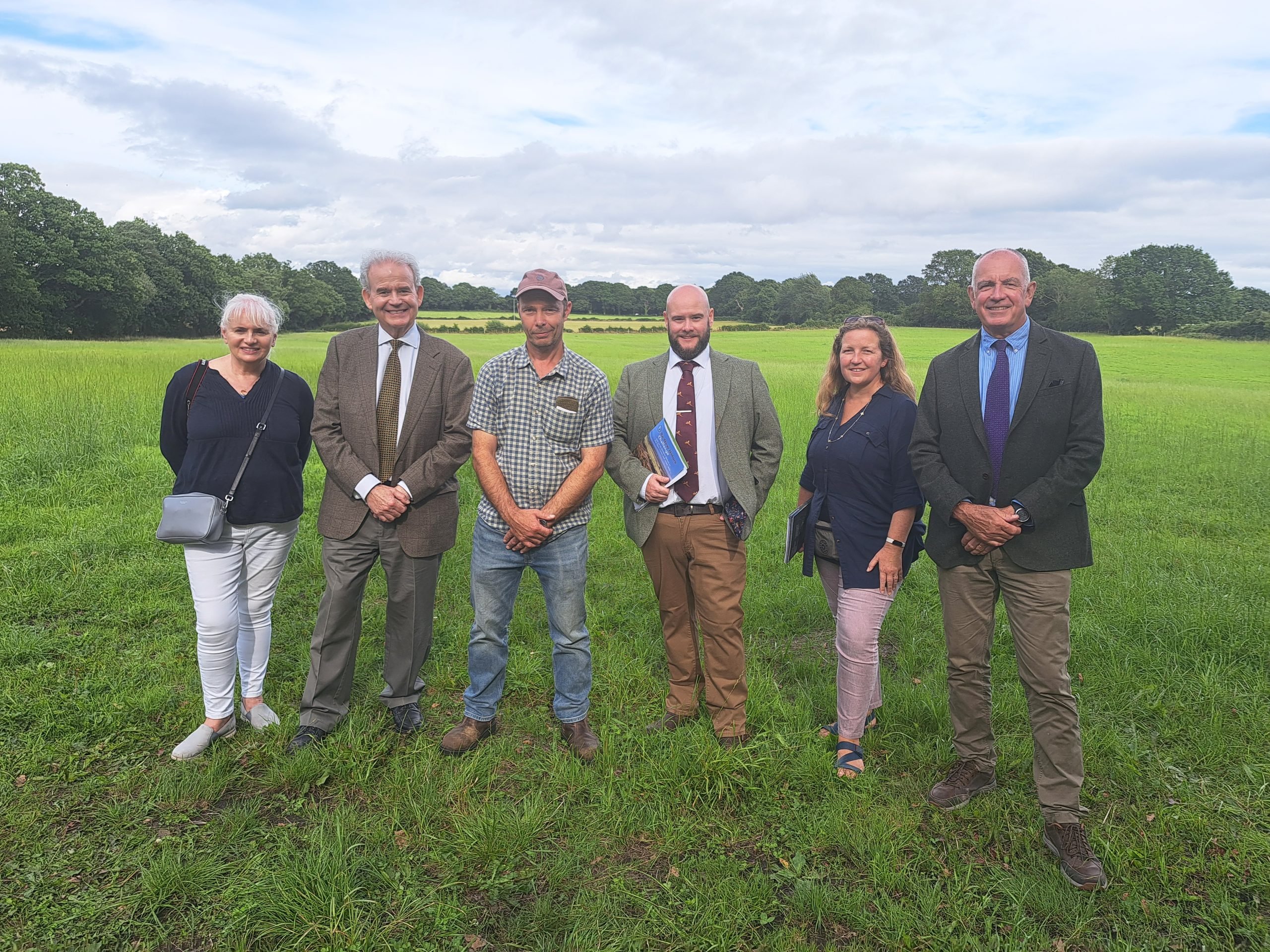 Sir Julian Lewis MP visits Holly Farm, Copythorne