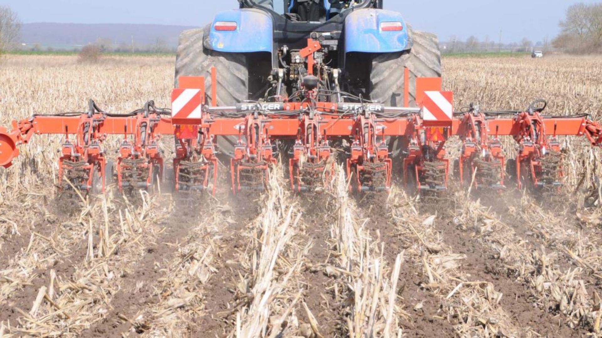 Strigger strip-till